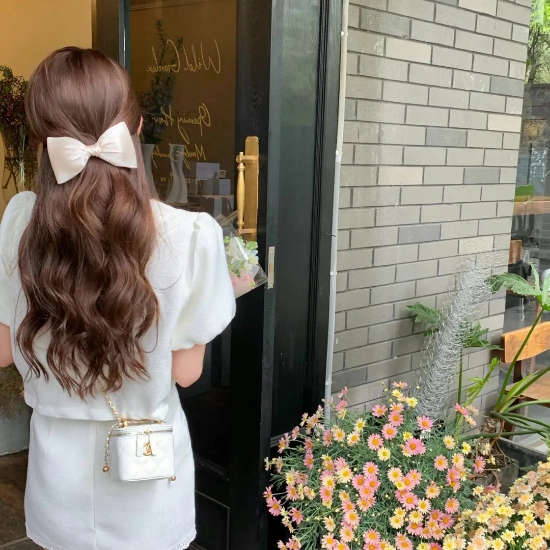 女生爱女生